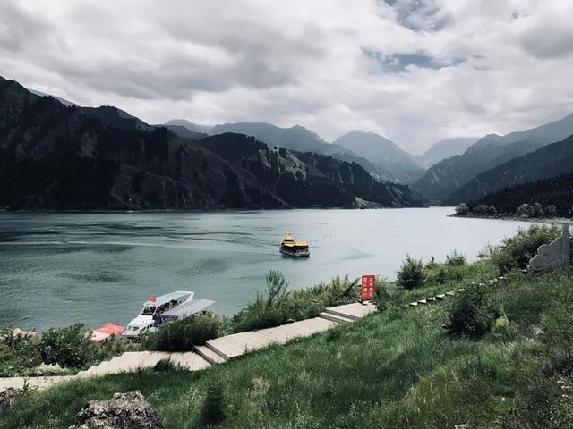 身高175的新疆美女朋友邀我去新疆玩,去了一个月,差点回不来