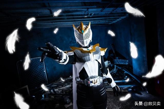 假面骑士:少女自制皮套cos第一女骑,气质优雅,本尊降临