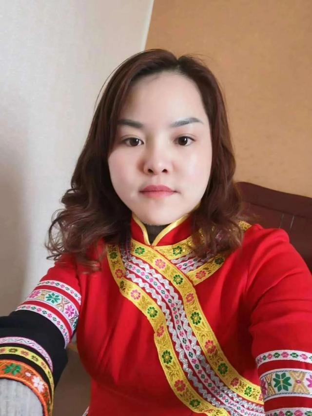 “一报一刊”原创第2辑丨心中有山歌 处处皆歌台,八组山歌对唱嗨翻“三月三”