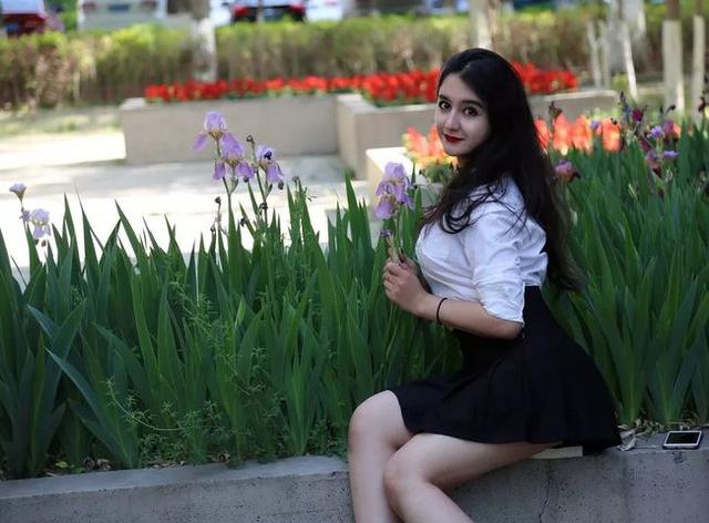 身高175的新疆美女朋友邀我去新疆玩,去了一个月,差点回不来