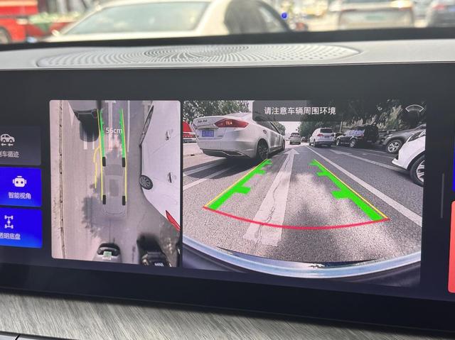 山城试驾魏牌蓝山 :车长近5米2,但开起来很灵活