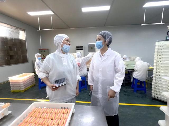 继承家业的湘妹子“厂二代”,如何啃下接班“硬骨头”?