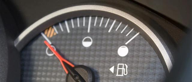 油箱加满“油耗油”?据说费钱又费油