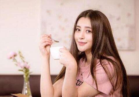 肤白娇嫩魔鬼身材性感迷人,西北新疆地区十大当红美女