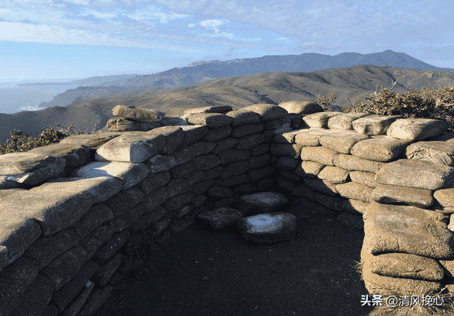 30张日军暴行照片,女子脱衣服被日本人侮辱致死,惨死野外