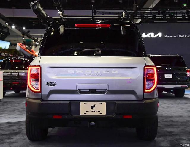 福特Bronco Sport:全系四驱+8AT,美国“哈弗大狗”17万多起售?
