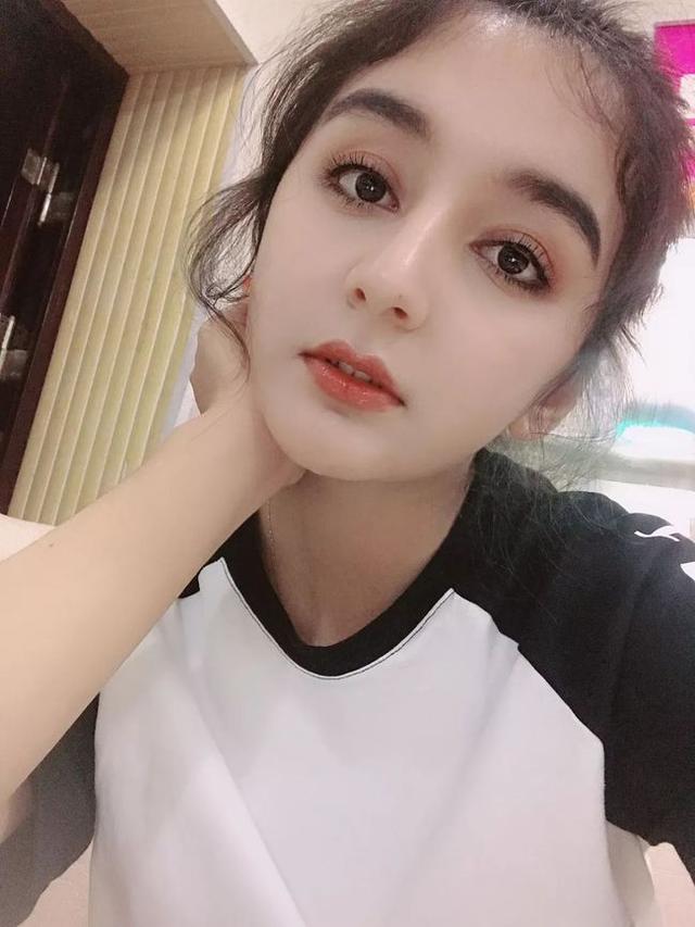 身高175的新疆美女朋友邀我去新疆玩,去了一个月,差点回不来