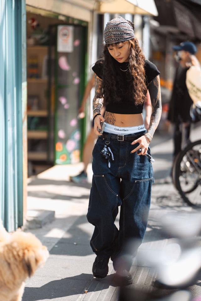 走在太古里街头,满街都是“胸衣+露内裤”,时髦性感、回头率高