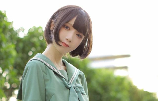 小说:异国他家,美女投怀送抱?