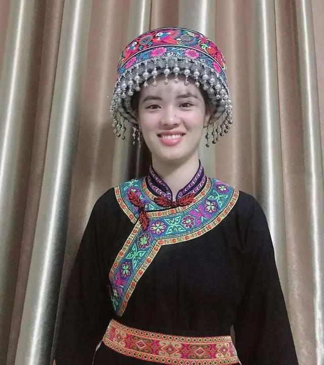 “一报一刊”原创第2辑丨心中有山歌 处处皆歌台,八组山歌对唱嗨翻“三月三”