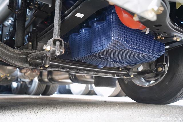 堪称国内重卡新标杆,陕汽德龙X6000真不是说说而已