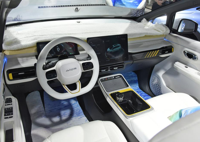 七大“国产敞篷车”来袭,五菱奇瑞都有份,价格或是最大惊喜?