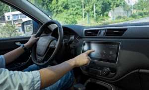 汽车布艺座椅(原车配的是布座椅，多花1000远让4S店换成皮座椅，到底值不值？)