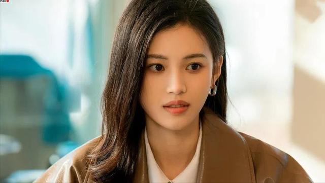 《无所畏惧》她长相甜美身材火辣,身高170才90斤,成颜值担当