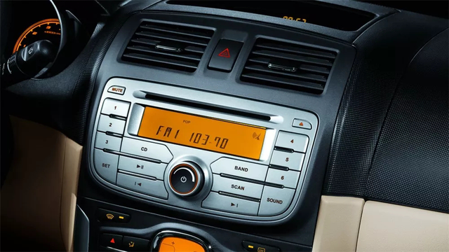 汽车音响的前身是“收音机”?探寻汽车音响的前身今世,厉害了