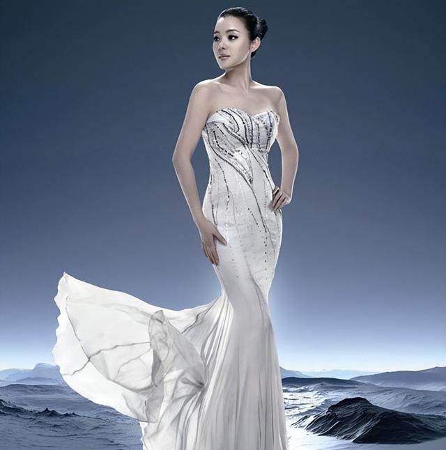 军旅女高音歌唱家华丽转身,成为副厅级文工团副团长