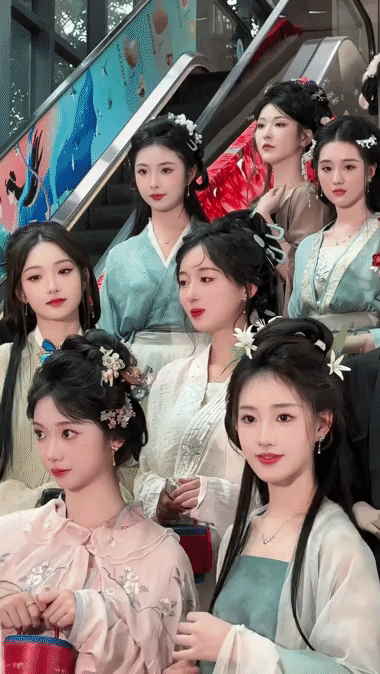 河南男子过年回家相亲，美女技师身材爆表，男子：再美我也不要。