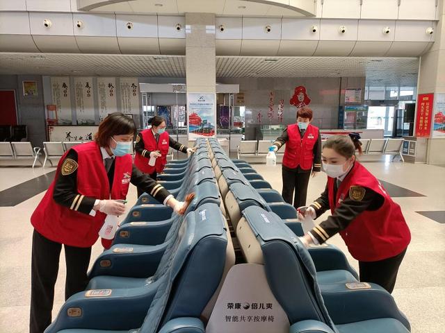 汽车总站多条班线恢复,筑牢疫情防线助力市民假期出行