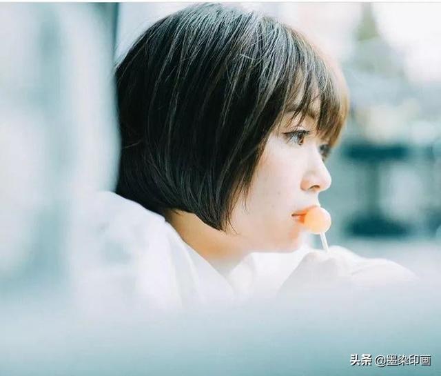 解读:女生侧脸怎么拍?6个拍摄技巧,拍摄出唯美女神侧脸照