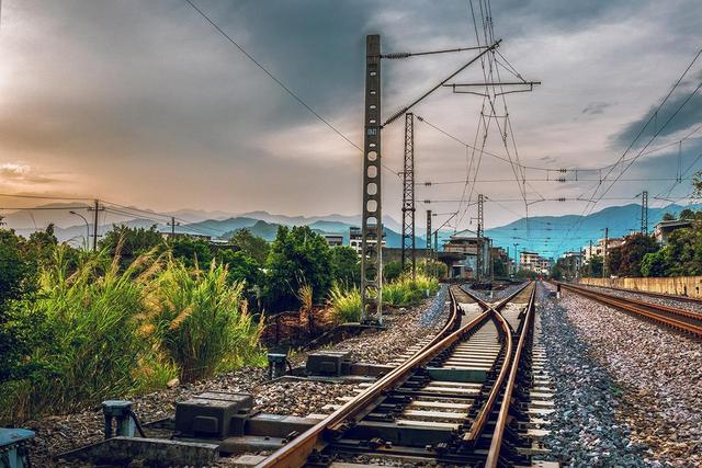 草海旅游走起来!端午小长假 贵阳往返草海增开 2 趟普列