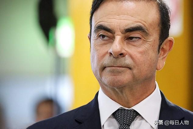 从日本偶像到通缉犯,他经历了什么?