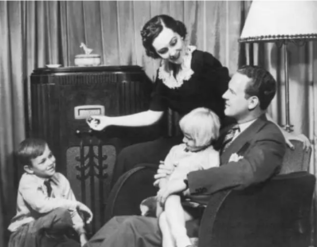 汽车音响的前身是“收音机”?探寻汽车音响的前身今世,厉害了