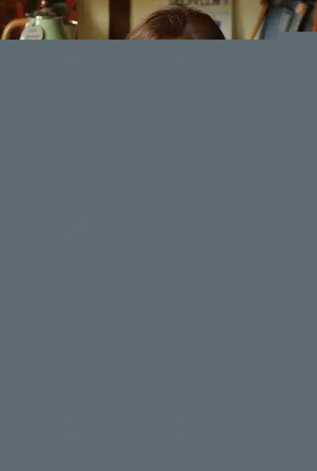 为什么最近美女流行举着脚丫子自拍?