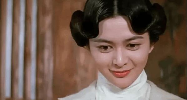 被称香港第一美女,年轻时关之琳有多美?徐克让她素颜出演13姨!