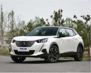 汽车3D效果图(标致e2008：全景天窗+主动刹车，还有3D全液晶仪表盘)