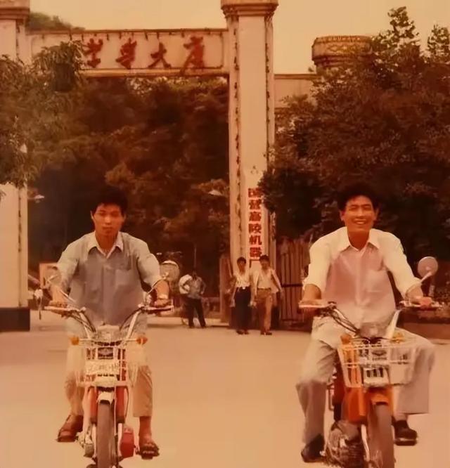 八九十年代的6款“古董”摩托车，只要骑过一辆，说明你真的老了