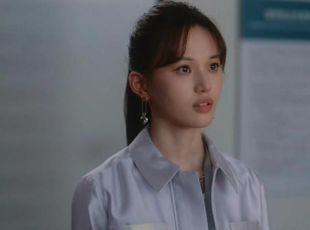 《无所畏惧》她长相甜美身材火辣,身高170才90斤,成颜值担当