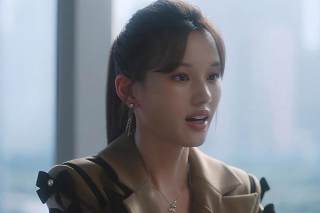 《无所畏惧》她长相甜美身材火辣,身高170才90斤,成颜值担当