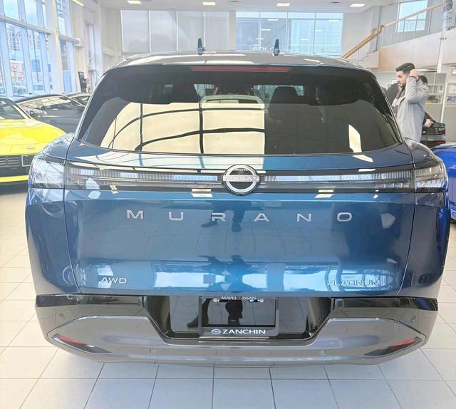 2025日产楼兰实车曝光,大七座混动SUV新标杆