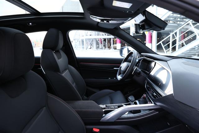 吉利汽车又搞了个新马甲,Knewstar 001实车图曝光