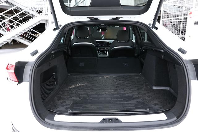 吉利汽车又搞了个新马甲,Knewstar 001实车图曝光