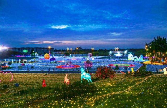 成都龙泉驿:暑期消费市场迎来高潮 政策与活动双管齐下