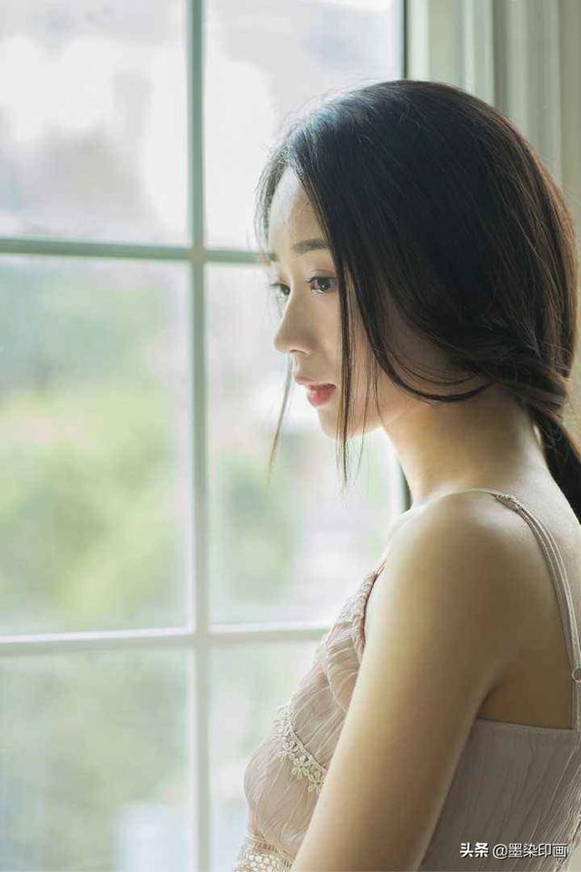 解读:女生侧脸怎么拍?6个拍摄技巧,拍摄出唯美女神侧脸照