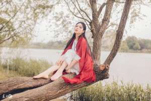 丑女面试美女(小说：丑女来公司面试被群嘲，谁料她却是让总裁日思夜想的女人)