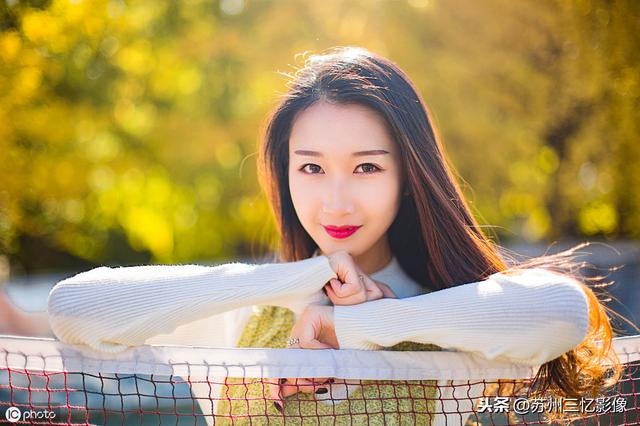 深秋之际,想拍摄一组美美的银杏美女大片的朋友,请看这里