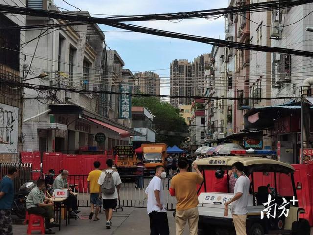 滚动|记者直击广州临时封控管理区,生活物资有序配送