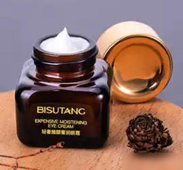 40多岁与女儿同框被认作姐妹,日本“美魔女”分享“逆生长”秘籍