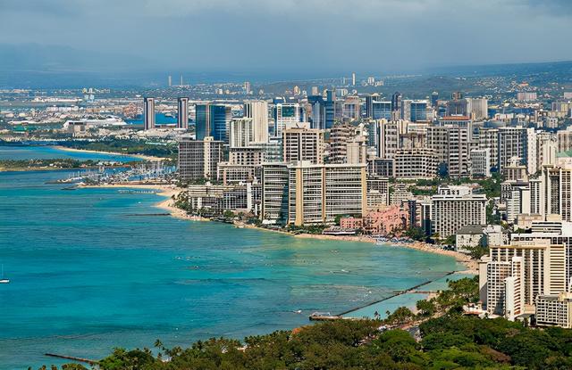 “美越混血”李美琪：收割两大男神都不嫁，42岁皮肤紧致像少女