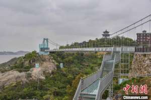 楚门到义乌的汽车(浙江台州沿海小村求索共富路：“4951”股份众筹闯新路)