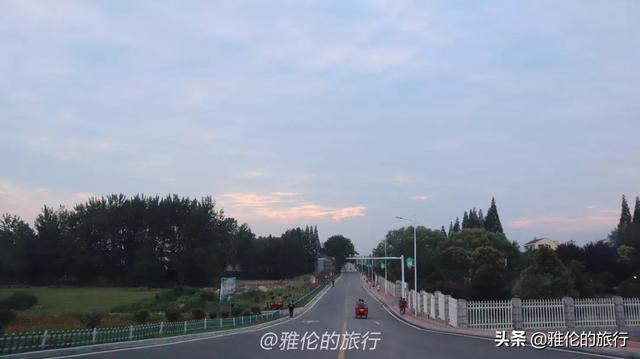 湖北荆州到湖南岳阳,得坐10分钟轮渡过长江跨省?一辆小车30元