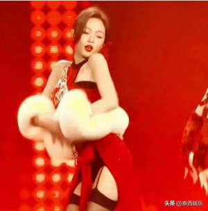 美女舞福利(吴宣仪生日会跳舞惹争议，现场脱衣换装，尺度之大引男粉吹口哨)