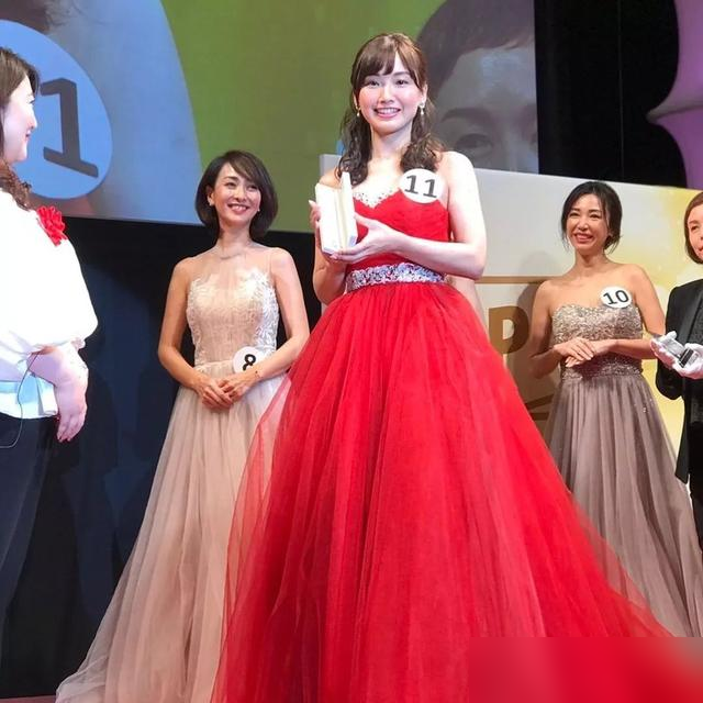 40多岁与女儿同框被认作姐妹,日本“美魔女”分享“逆生长”秘籍