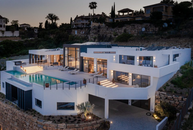 “黄鳝门”事件曝光,警方严查淫秽直播平台