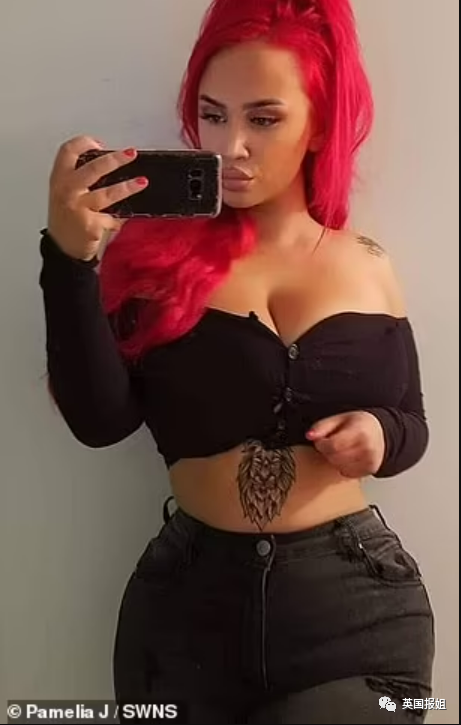 澳洲网红患上“巨乳症”,一年胸围暴涨6个罩杯!被压到喘不过气