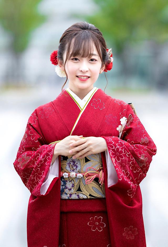 日本大学选出最美萝莉,身高1米46,男生看一眼就想呵护她