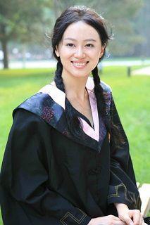 戴菲菲曾被称为“中国体坛第一美女”,甘愿退隐成为大学教师